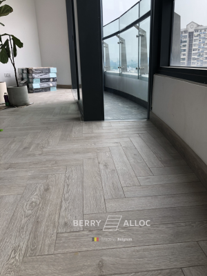 Sàn Gỗ Xương Cá Berry Alloc 8mm