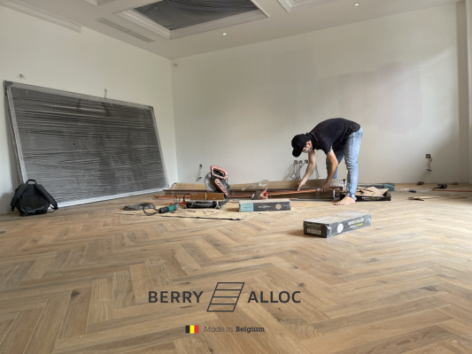 Sàn Gỗ Xương Cá Berry Alloc 12mm