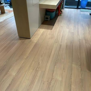 Sàn Gỗ Cốt Đen Mercury ME 63
